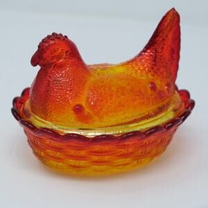Vintage LE Smith Hen On Nest, 5 Inch Amberina 1967 UV Glow Split Tail MCM